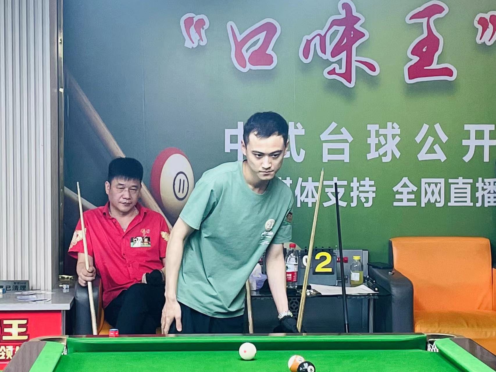 更是对整个 更是对整个