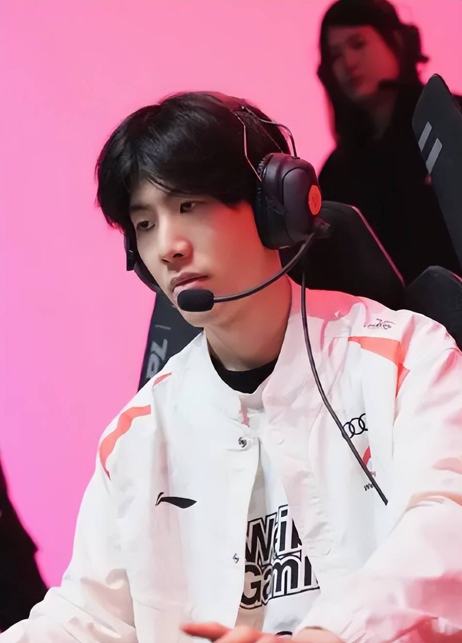 持在运动员 持在运动员